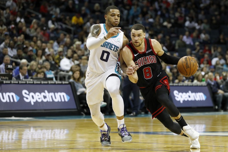 公牛拉文（右）。（美聯社）