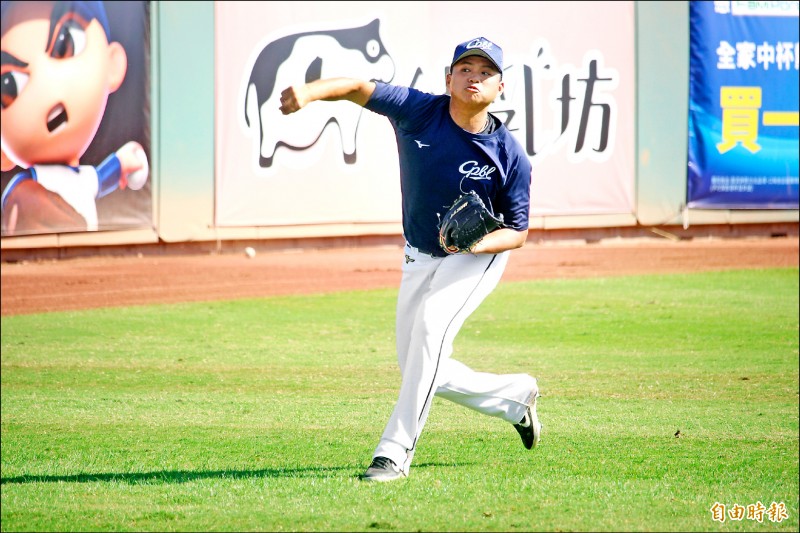 吳承諭到大學沉潛4年才選秀,加盟統一獅。(記者羅志朋攝) 吳承諭到大學沉潛4年才選秀,加盟統一獅。(記者羅志朋攝)
