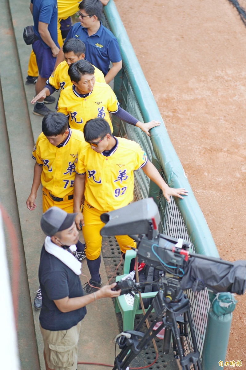 中信兄弟和轉播單位緯來的合約至今尚未談妥。（記者黃志源攝）