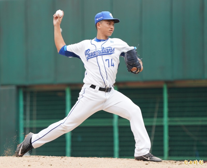 楊彬先發7局只失1分。（記者黃志源攝）