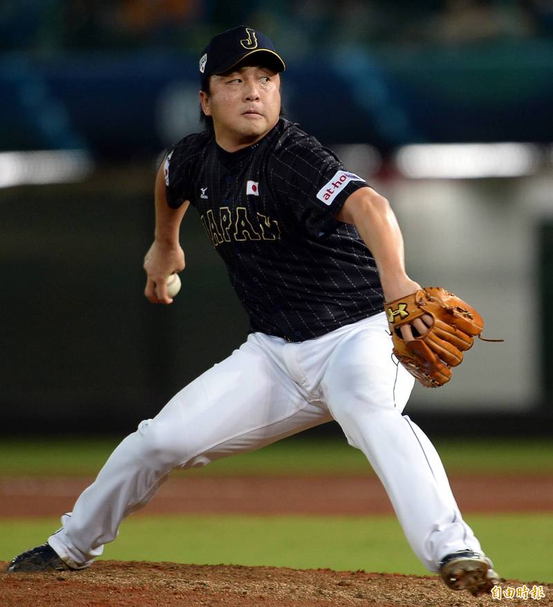 日職 相隔492天獲救援成功澤村拓一賽後鞠躬讓日網友傻了 自由體育