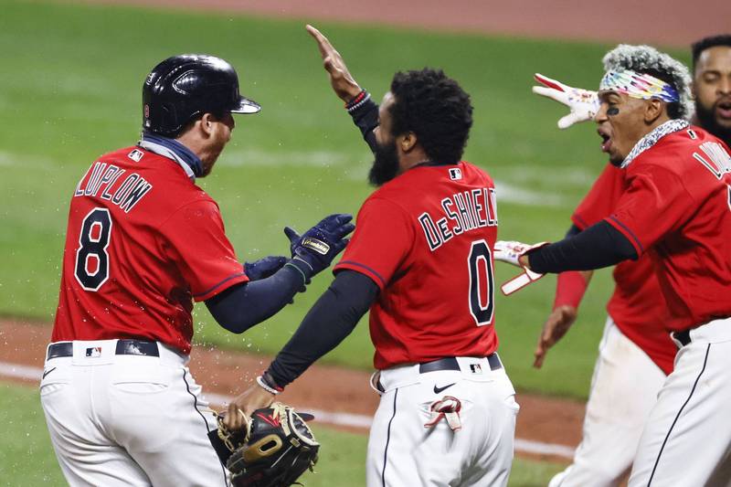 印地安人逆轉奪勝慶祝。（法新社）