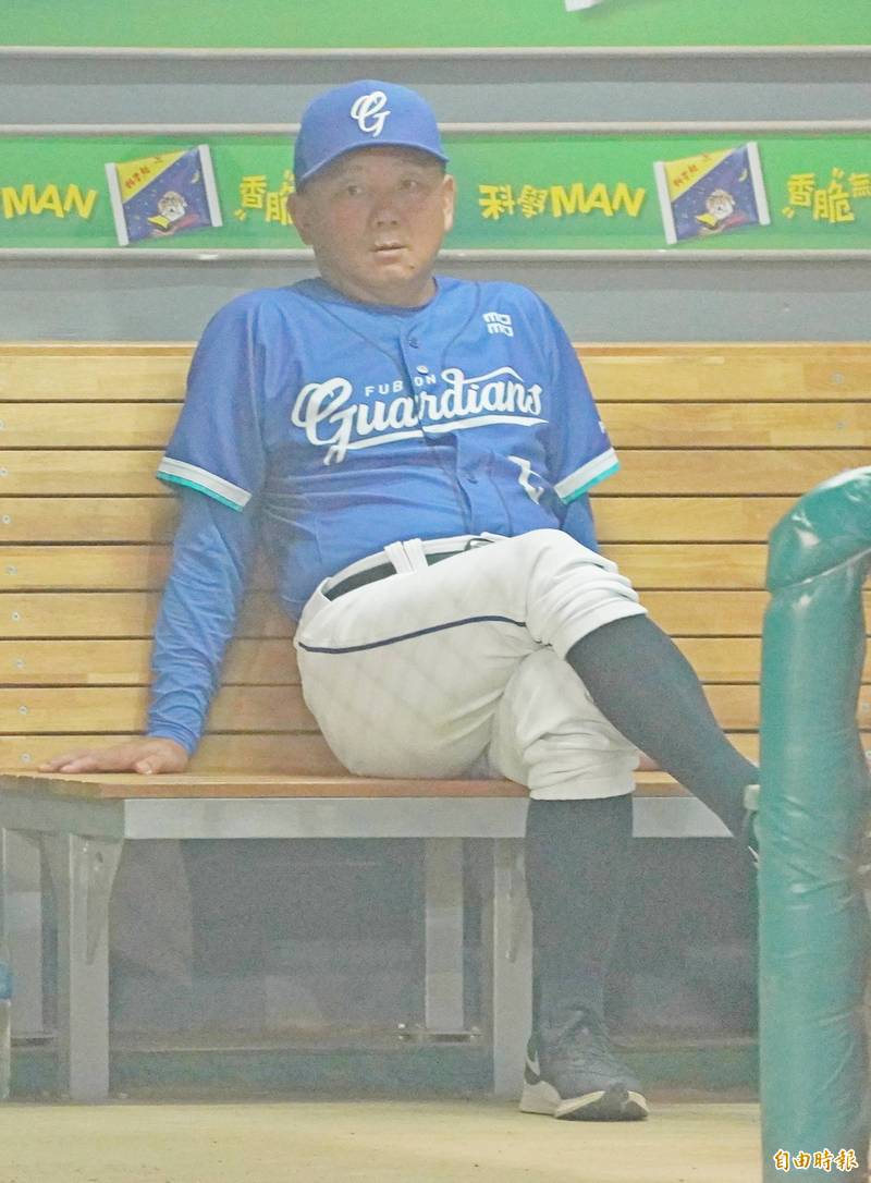 富邦悍將總教練洪一中。（記者黃志源攝）