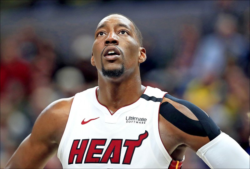 因肩頸傷勢缺陣的艾德巴約，預計在第3戰回歸。（法新社）