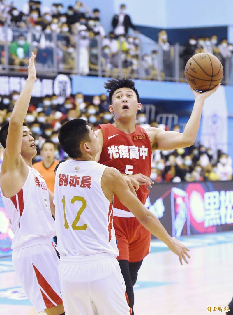 光復高中。（記者方賓照攝）