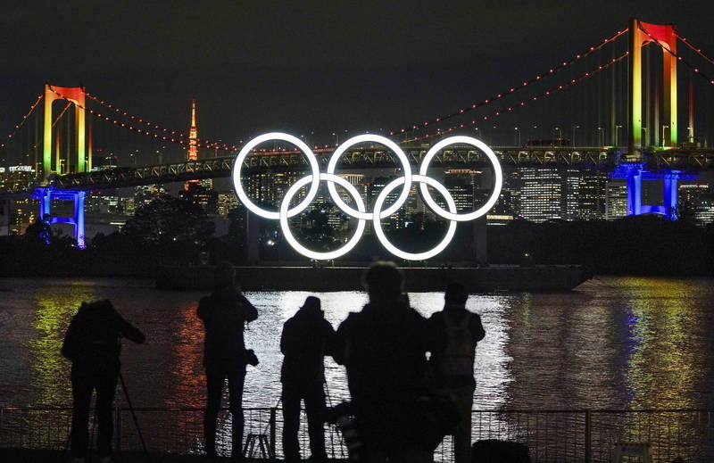 奧運五環標誌今日重回東京台場海濱公園。（歐新社）