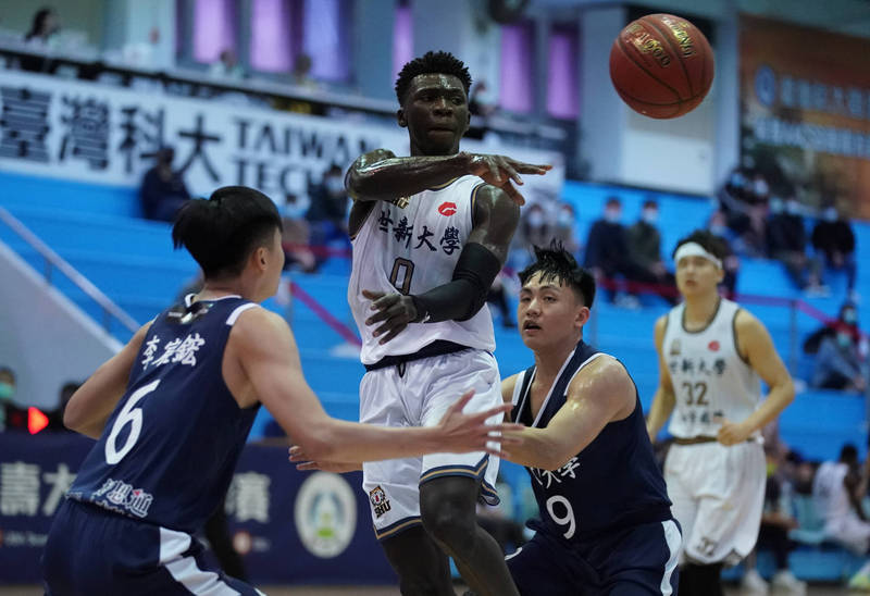 世新大學阿巴西拿下27分。（大專體總提供）