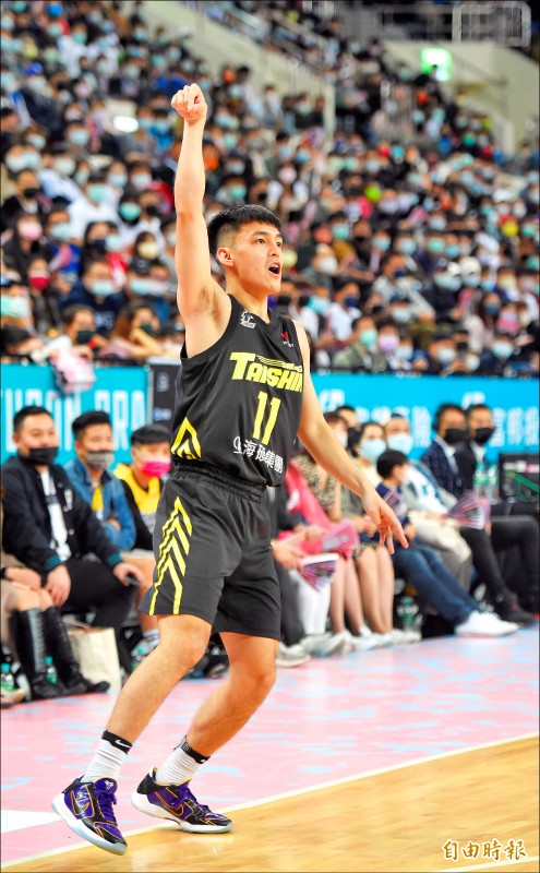 新聞 PLG元年爭冠兵推 勇士堵外線破口 - 看板 basketballTW - 批踢踢實業坊