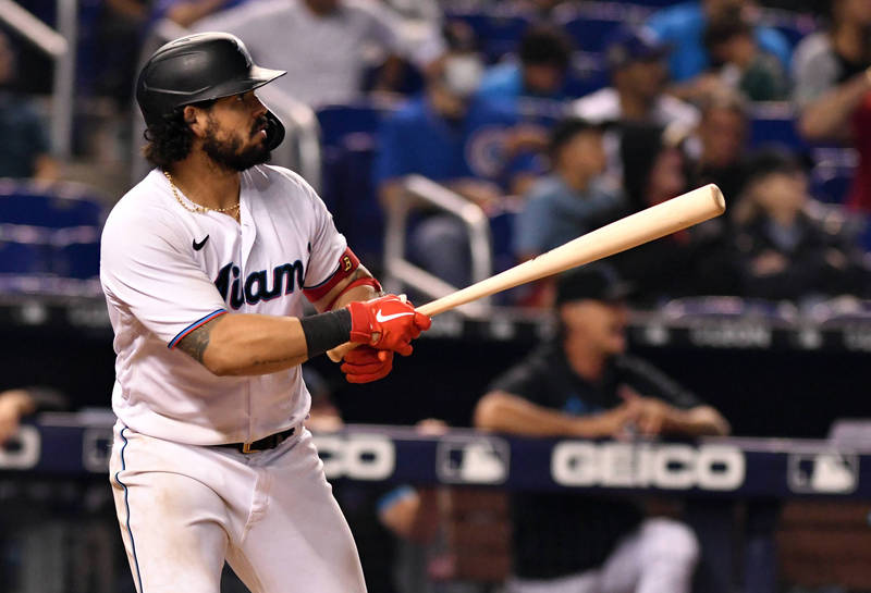 馬林魚捕手阿爾法洛敲致勝陽春砲。（USA TODAY Sports）