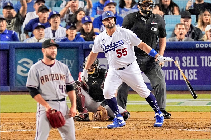 Mlb 道奇全員安打輕取響尾蛇 自由體育