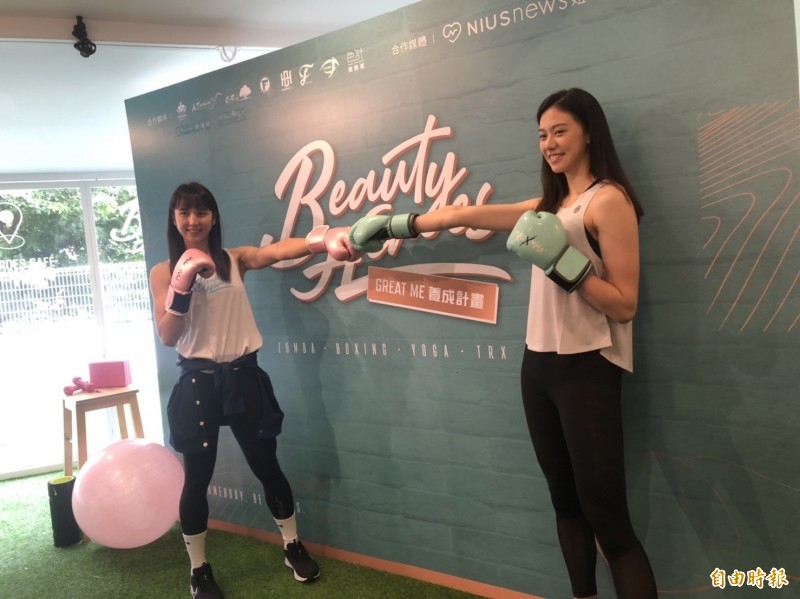 郭佳紋（左）、劉昕妤（右）。（記者粘藐云攝）