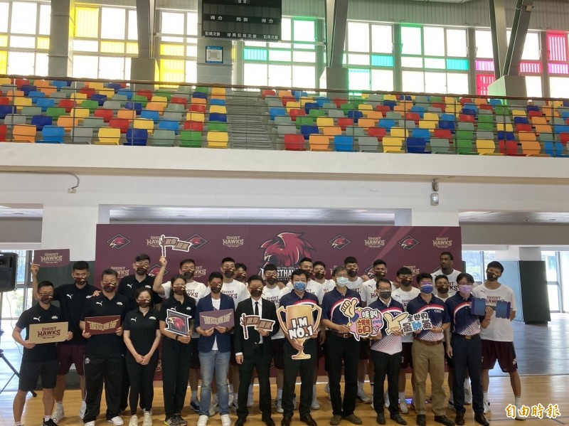 T1 LEAGUE台南台鋼獵鷹今宣布新賽季主場落腳嘉南藥理大學紹宗體育館。（記者吳孟儒攝）