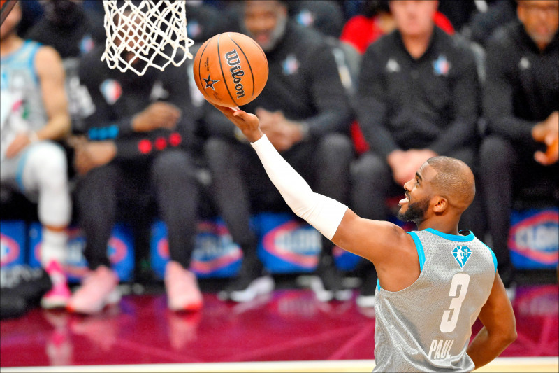 太陽隊保羅拇指骨折，例行賽恐報銷。（今日美國）