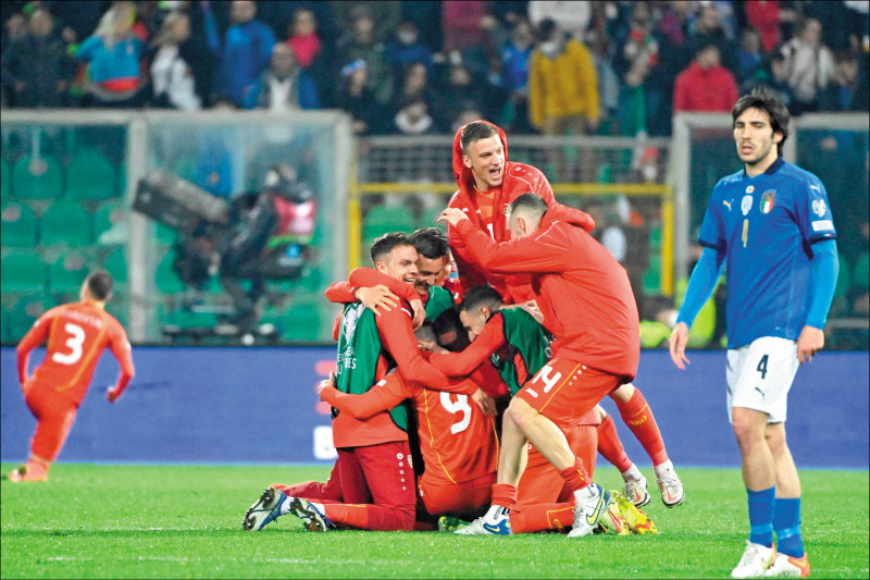 北馬其頓爆冷淘汰義大利，距離隊史首次世足賽只差1勝。（法新社）

