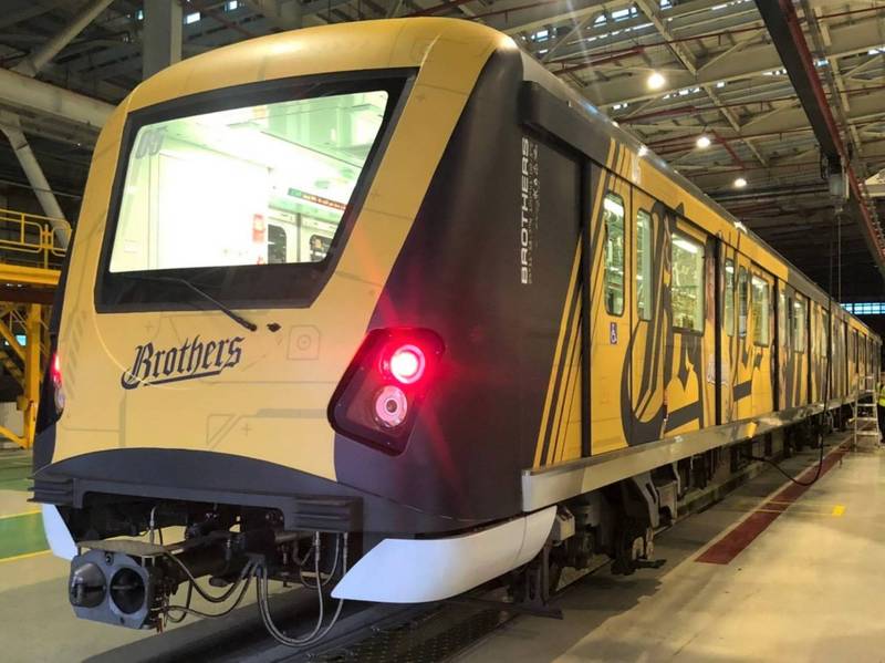 中捷與中信兄弟攜手打造「猛瑪‧鋼鐸拉王者列車」，將於4月2日啟航。（中捷公司提供）