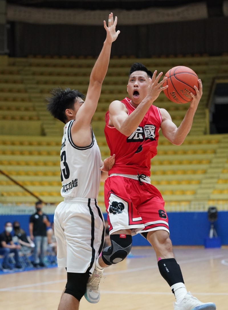 德霖科大白薩。（大專體總提供）