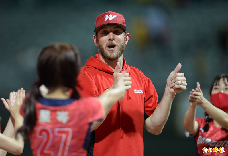 韓職球隊挖角味全洋投鋼龍未果。（資料照，記者林正堃攝）