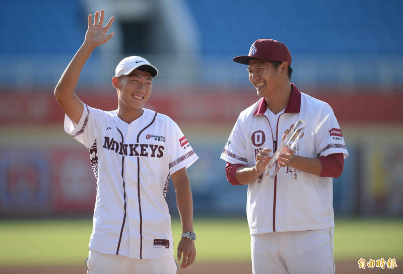 曾俊欣、陳禹勳。（記者林正堃攝）