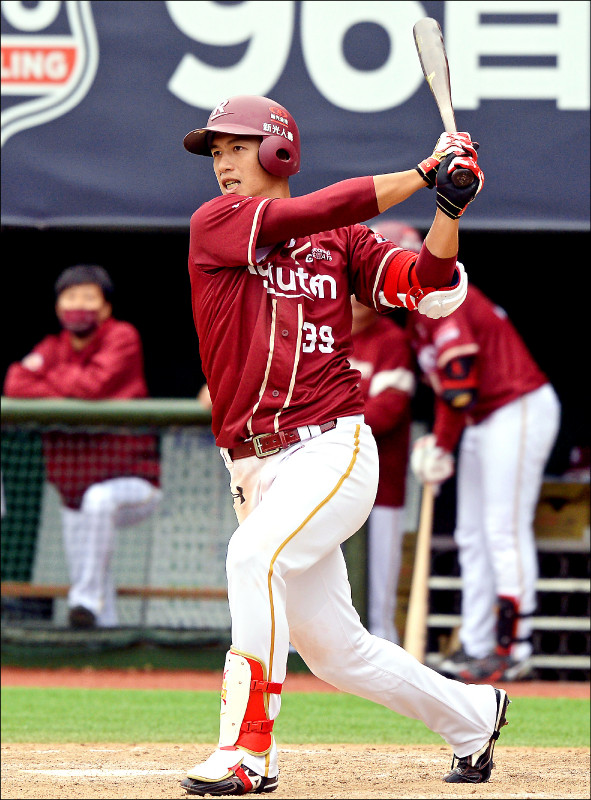 桃猿隊林立是目前中職打擊4冠王。（資料照）