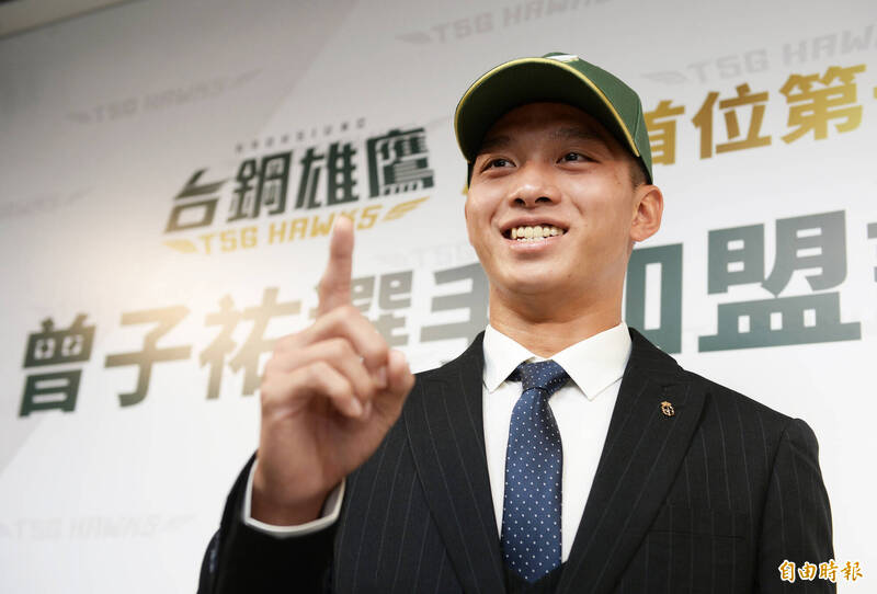 台鋼狀元曾子祐。（記者林正堃攝）