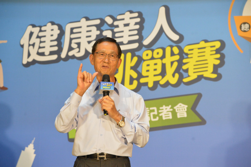 康軒文教董事長李萬吉暢談推動自家企業運動風氣成果。（主辦單位提供）