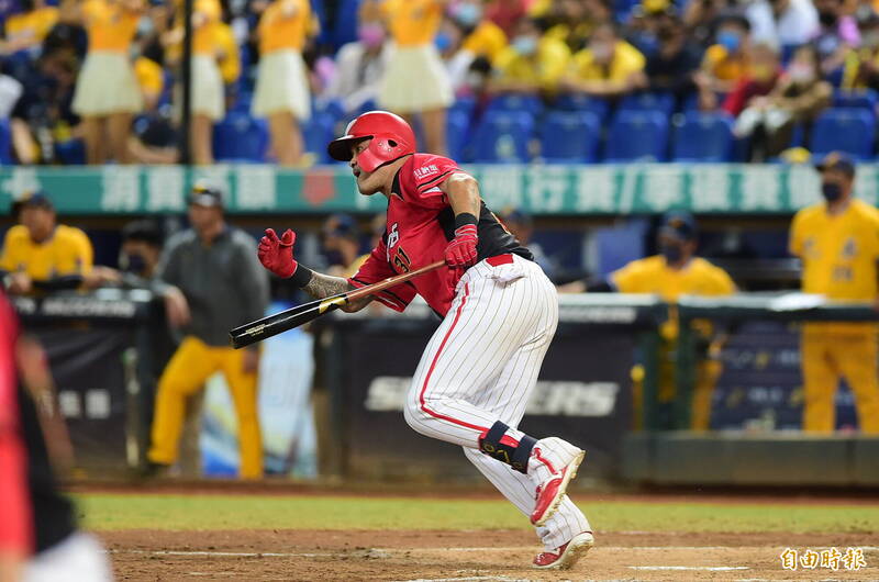 林智勝敲安帶有二分打點。（記者廖耀東攝）