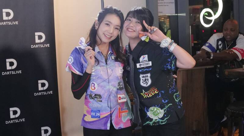 世界軟式飛鏢職業賽吸引香港、日本女子好手參賽。（Darts Live提供）