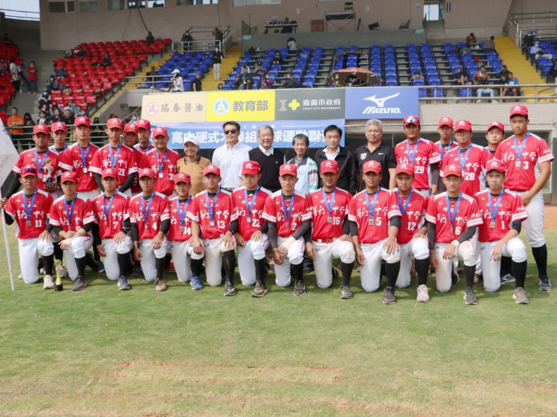 普門中學獲高中木棒聯賽亞軍追平隊史最佳成績。（學生棒球聯盟提供）