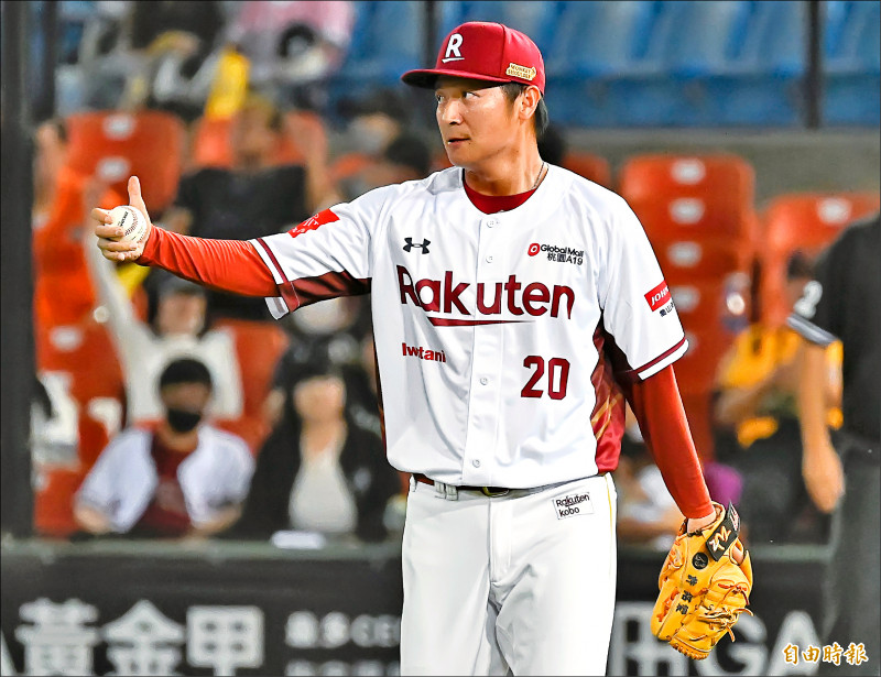 猿隊陳禹勳生涯第119次中繼成功締造聯盟新紀錄。（記者陳志曲攝）