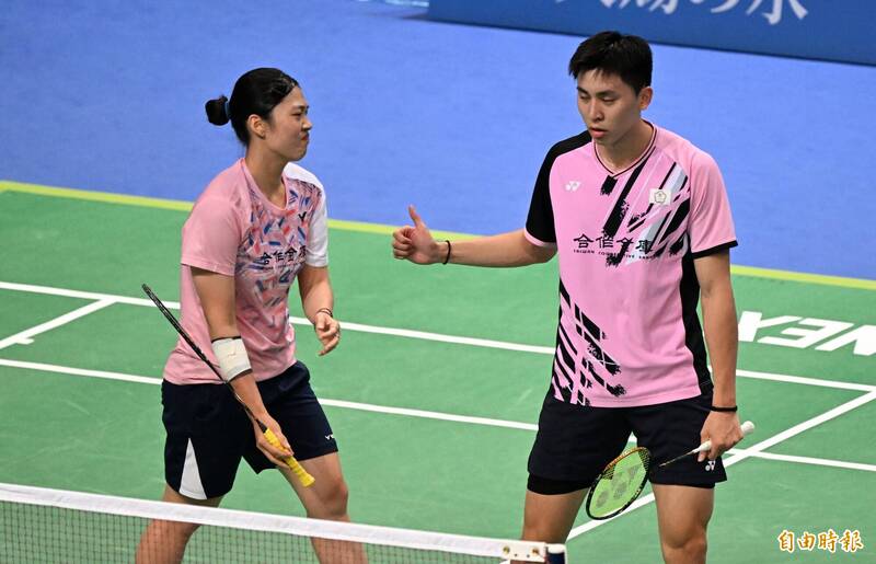 邱相榤／林筱閔收混雙亞軍。（記者林正堃攝）
