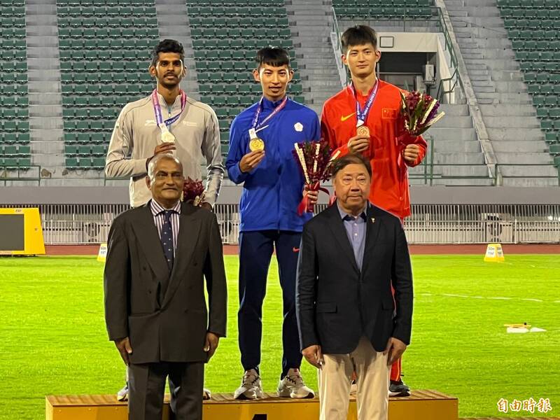 田徑亞錦賽》台灣第1金！傑出校友林昱堂8公尺40霸氣破大會、進奧運