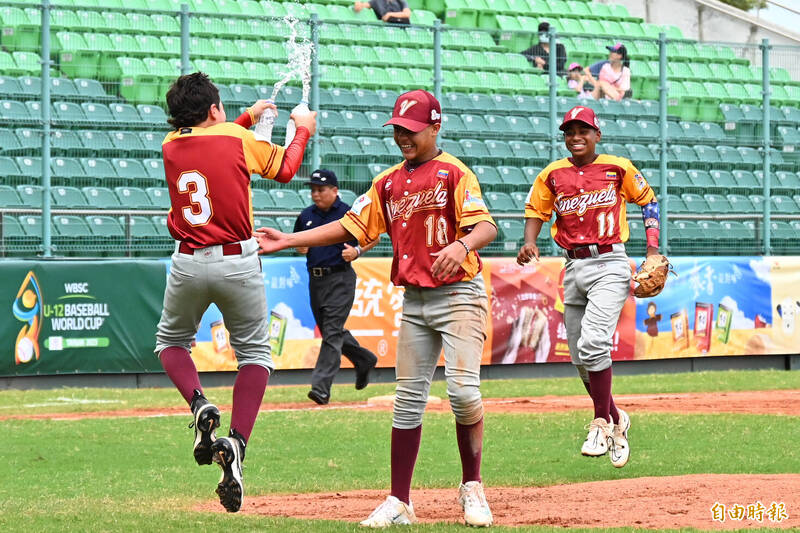 U12世界盃，委內瑞拉以10比0大勝墨西哥。（記者李惠洲攝）