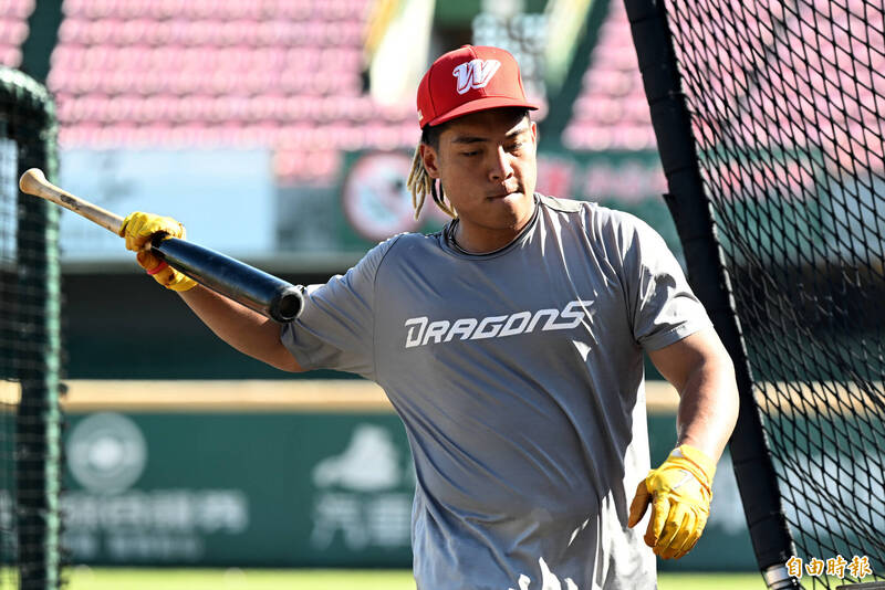 吉力吉撈鞏冠。（記者林正堃攝）