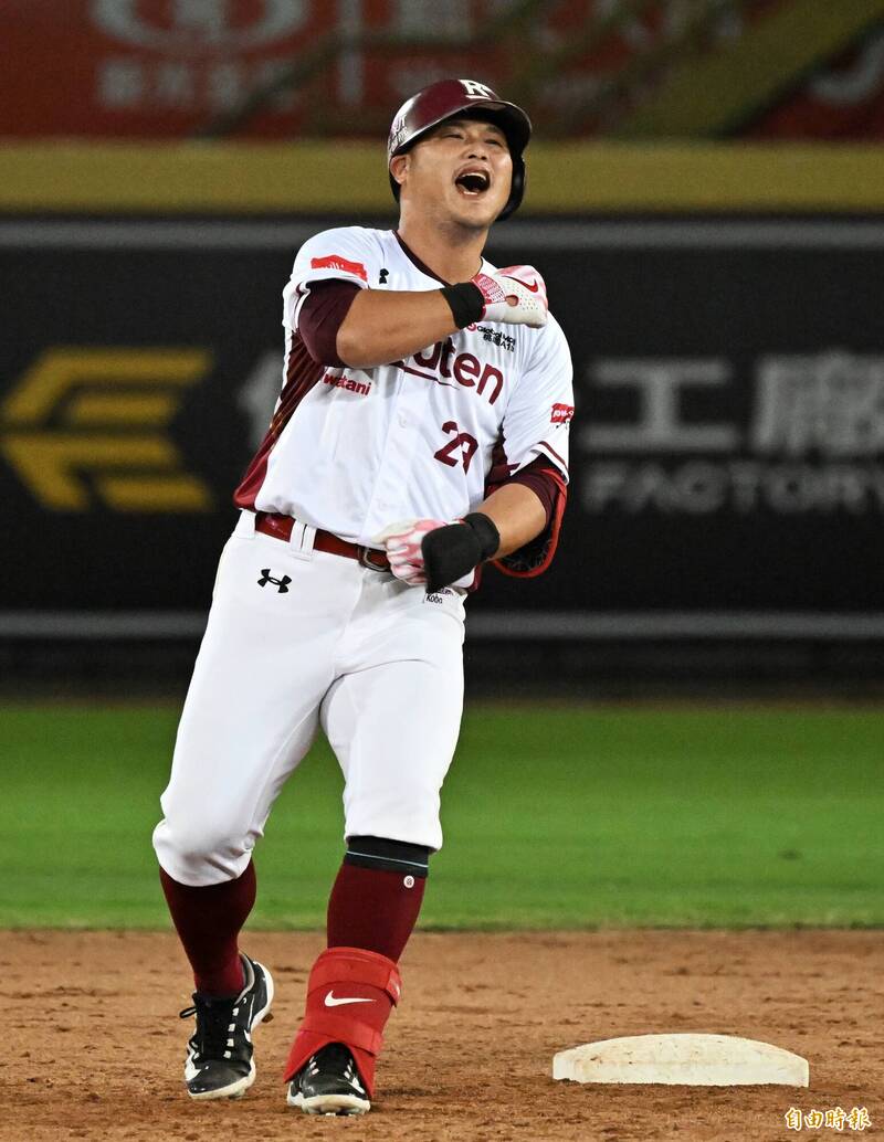樂天桃猿陳俊秀。（記者林正堃攝）