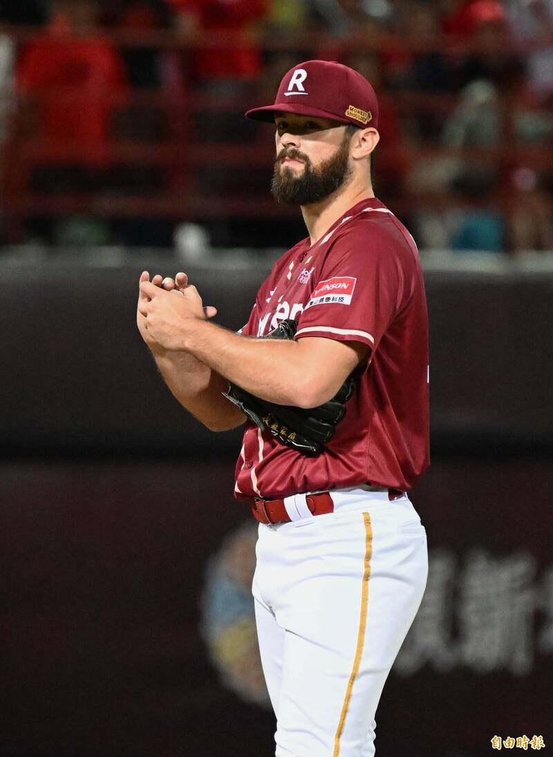 道博格0.2局退場。（記者林正堃攝）