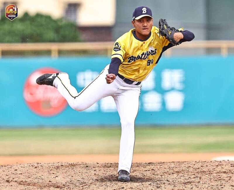 吳俊偉中繼1局連飆3Ｋ，最快球速151公里。（中信球團提供）