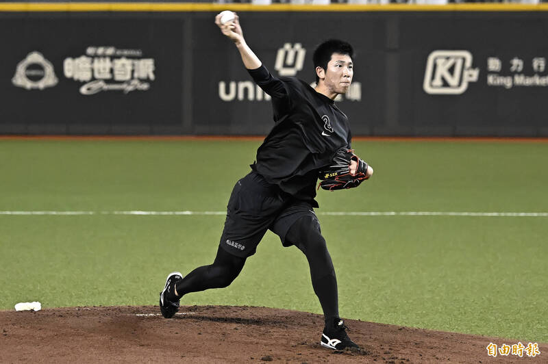 讀賣巨人戶鄉翔征。（記者陳志曲攝）