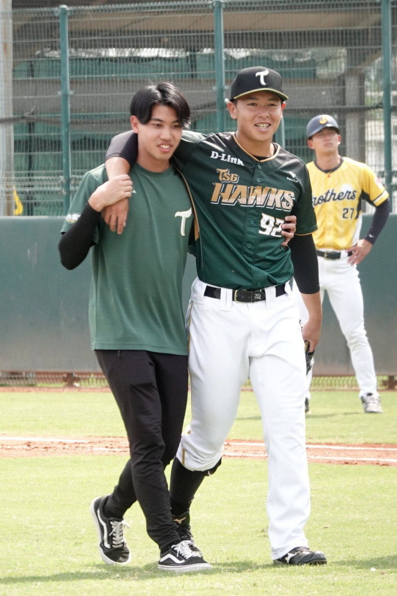 巫柏葳。（台鋼雄鷹提供）