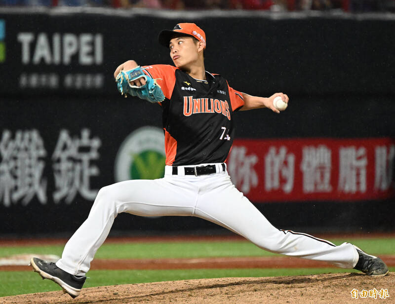 統一獅左投林詔恩。（記者林正堃攝）