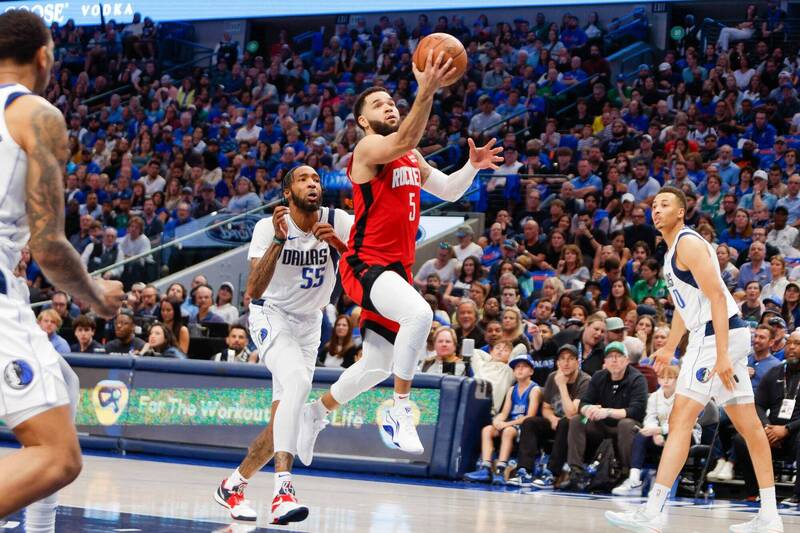 火箭延長賽不敵獨行俠，本季遭到淘汰。（今日美國）