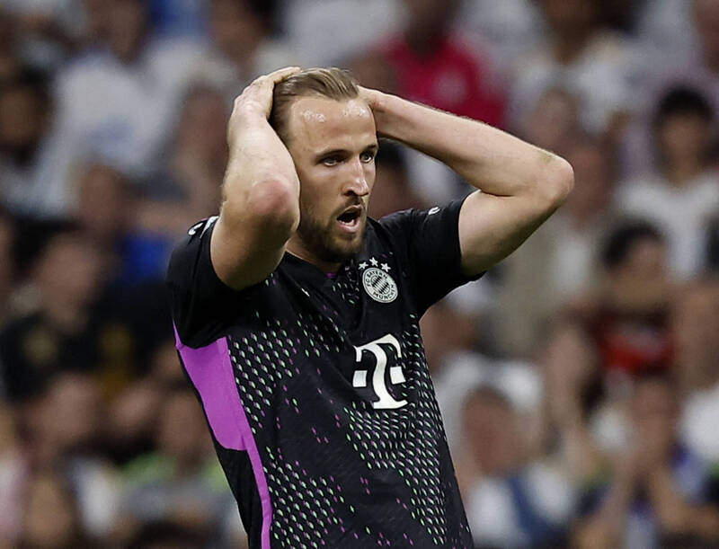 本季轉戰拜仁慕尼黑的凱恩依舊無冠。（路透）