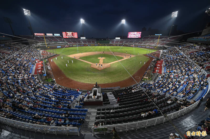樂天桃園棒球場。（資料照）