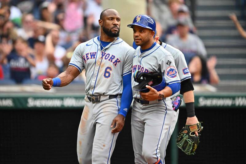 大都會外野手馬堤（左）遭趕出場。（法新社）