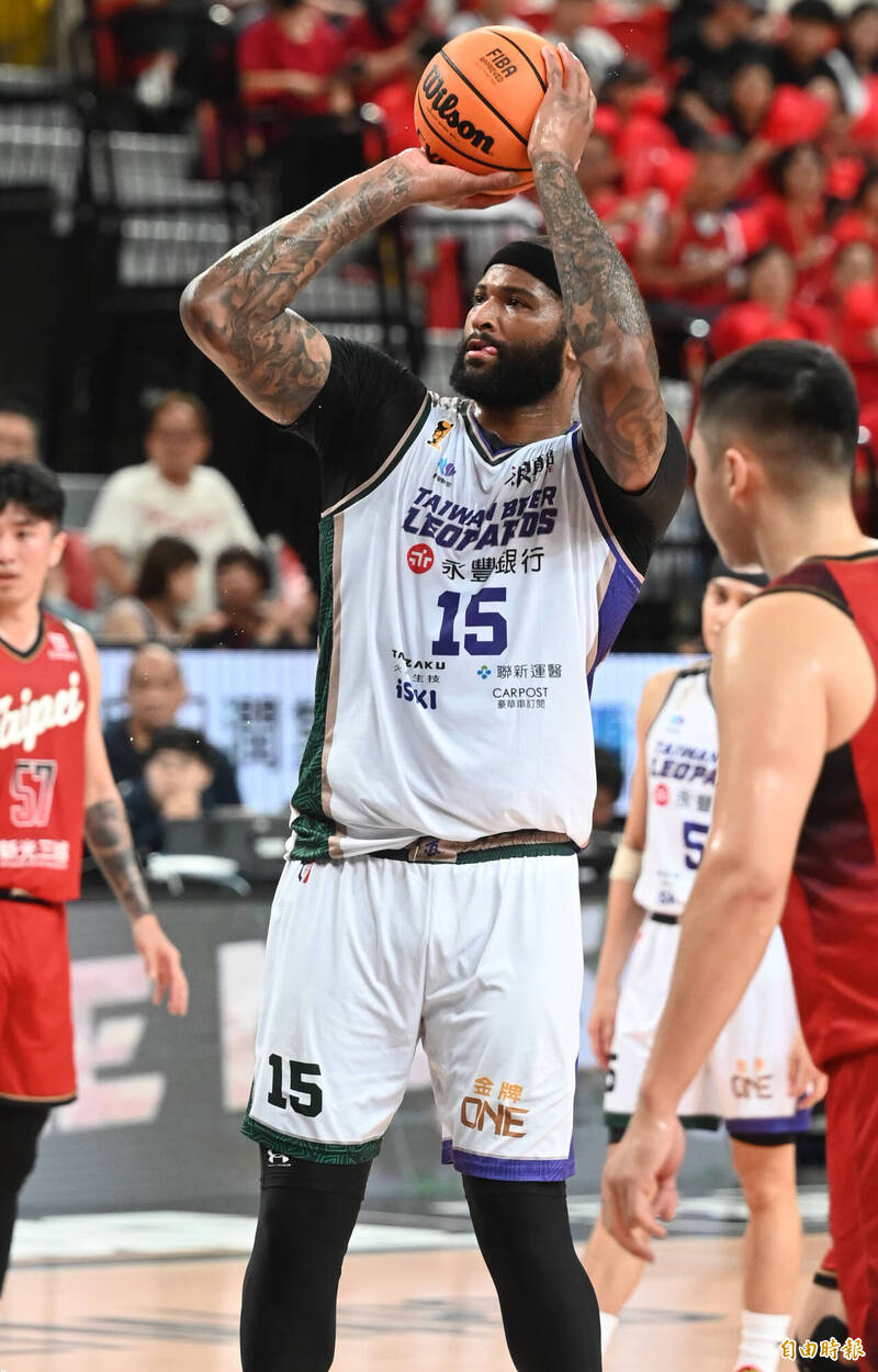 台啤永豐雲豹卡森斯。（記者王藝菘攝）