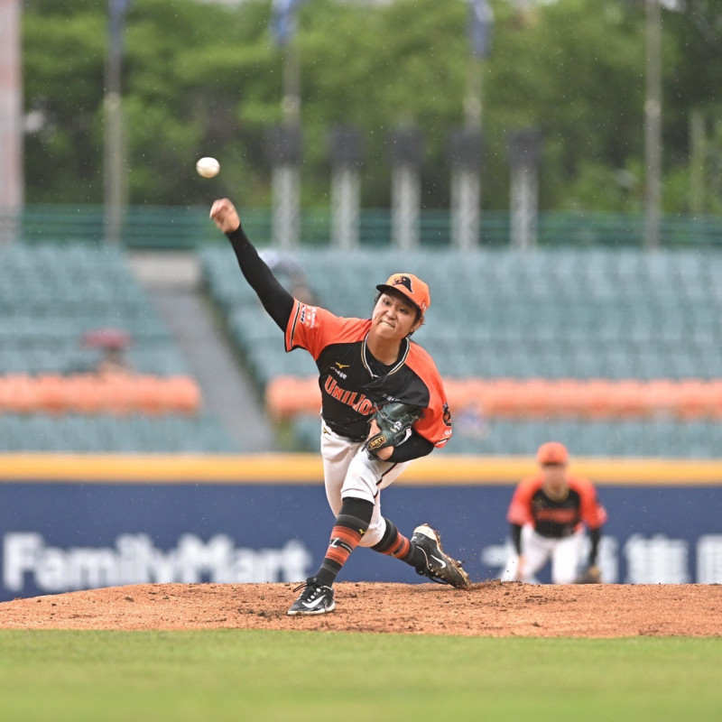 古林睿煬先發5局失4分，靠打線扳平比數逃過敗投。（統一球團提供）