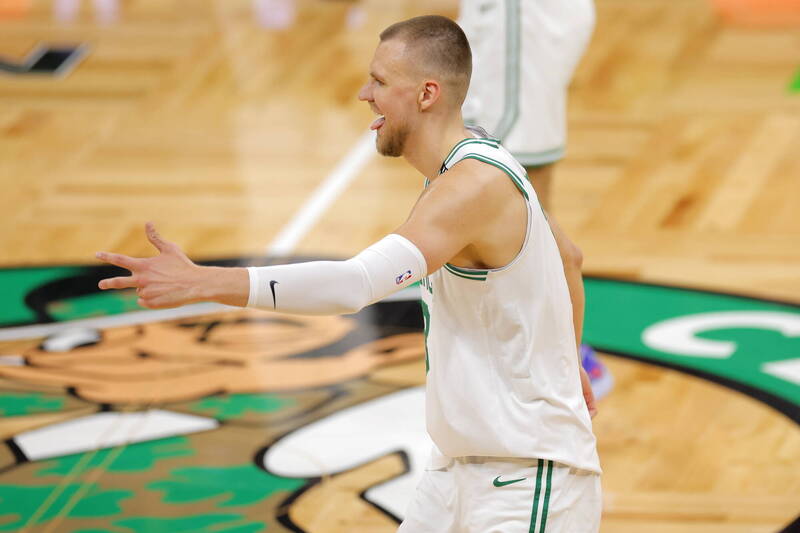 波辛傑斯本戰從板凳出發表現優異。（歐新社）