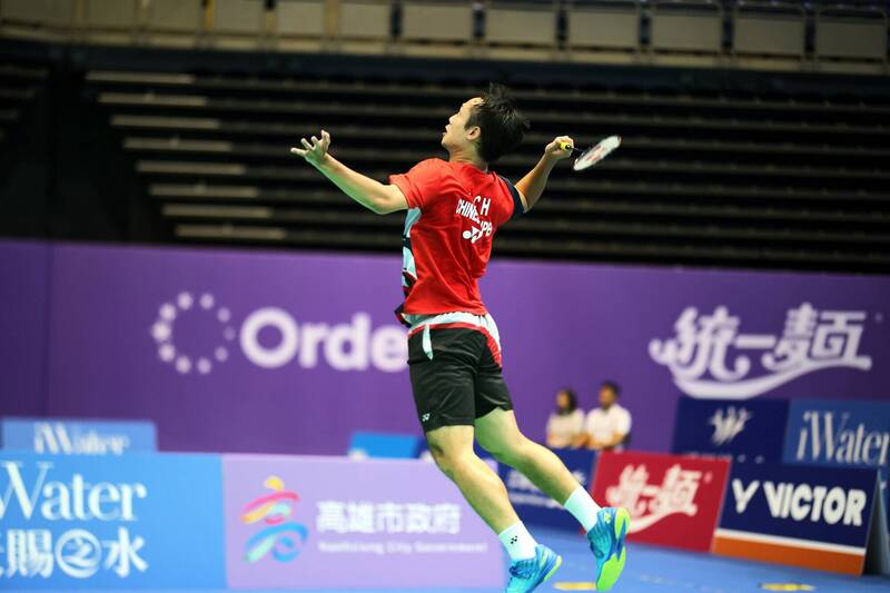 台灣選手呂家弘以21比12、21比14直落兩局，解決馬來西亞對手錫坎達爾。（高雄市運發局提供）