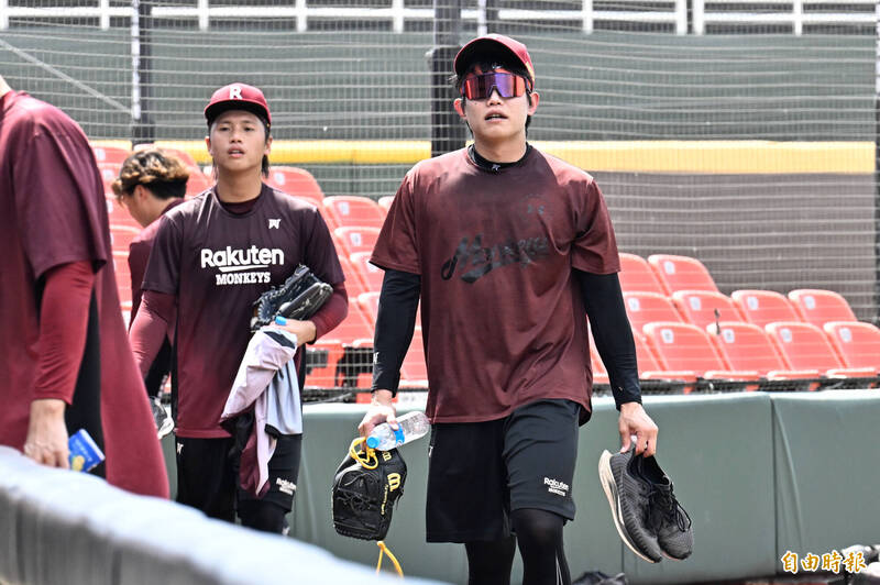 樂天桃猿陳冠宇。（記者陳志曲攝）