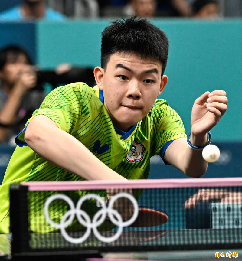 台灣桌球選手高承睿在男子單打項目落敗，止步16強。（特派記者陳志曲攝）