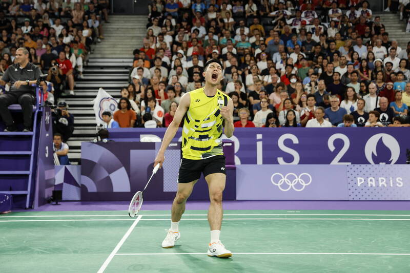 周天成擊敗奈良岡功大，搶下8強門票。（歐新社）